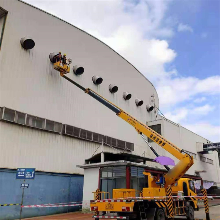 镇江丹徒高空作业车出租服务：专业广告牌安装解决方案